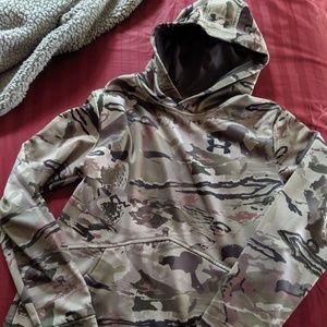 Under Armour youth hoodie